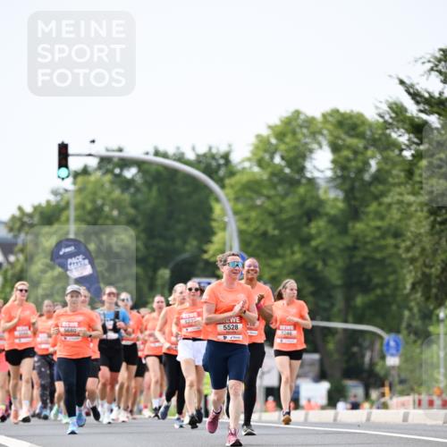 15.06.2025 - REWE Women's Run Dr. Thomas Lammeyer http://msf.ph/oto/7978311 15.06.2025 10:43:29 Laufen 5528 meine-sportfotos.de