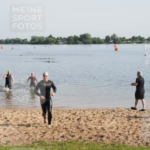 21.06.2025 - 27. Vierlanden-Triathlon MichiJ http://msf.ph/oto/7978322 15.06.2026 08:48:46 Schwimmen 19, 144 meine-sportfotos.de