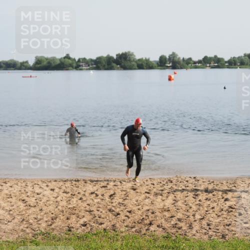 21.06.2025 - 27. Vierlanden-Triathlon MichiJ http://msf.ph/oto/7979030 15.06.2026 08:53:10 Schwimmen 133 meine-sportfotos.de
