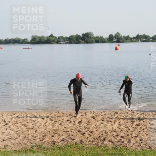 21.06.2025 - 27. Vierlanden-Triathlon MichiJ http://msf.ph/oto/7979061 15.06.2026 08:53:20 Schwimmen 133, 162, 169 meine-sportfotos.de