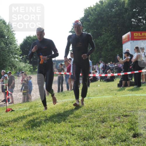 15.06.2025 - 27. Vierlanden-Triathlon KatJ http://msf.ph/oto/7979425 15.06.2025 08:43:24 Schwimmen 11, 102, 139, 148 meine-sportfotos.de