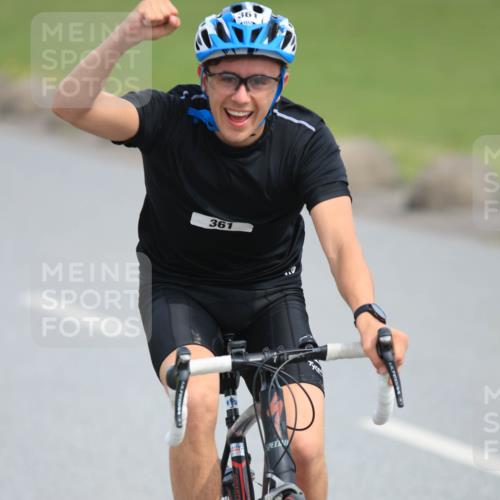 15.06.2025 - 27. Vierlanden-Triathlon H.Heesch http://msf.ph/oto/7979622 15.06.2025 10:34:04 Radfahren 299, 308, 361, 543 meine-sportfotos.de