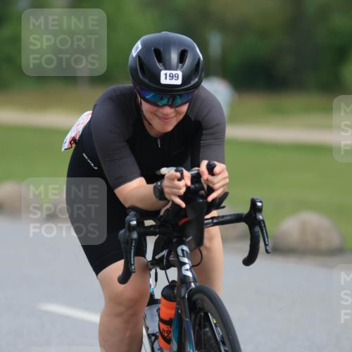 15.06.2025 - 27. Vierlanden-Triathlon H.Heesch http://msf.ph/oto/7979771 15.06.2025 10:35:47 Radfahren 21, 87, 134, 199 meine-sportfotos.de