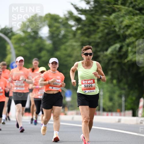 15.06.2025 - REWE Women's Run Dr. Thomas Lammeyer http://msf.ph/oto/7979870 15.06.2025 10:44:58 Laufen 5667, 5226 meine-sportfotos.de