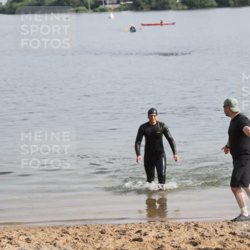 21.06.2025 - 27. Vierlanden-Triathlon MichiJ http://msf.ph/oto/7979945 15.06.2026 09:00:31 Schwimmen  meine-sportfotos.de