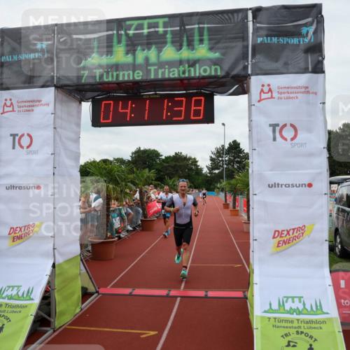 15.06.2025 - 7 Türme Triathlon Michael Strokosch http://msf.ph/oto/7979958 15.06.2025 14:11:38 Ziel 540, 543, 865 meine-sportfotos.de