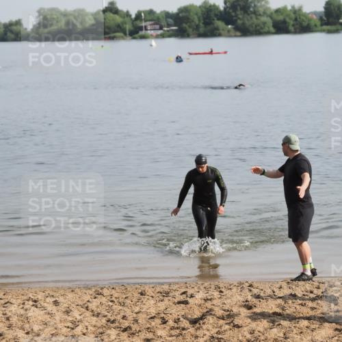 21.06.2025 - 27. Vierlanden-Triathlon MichiJ http://msf.ph/oto/7979960 15.06.2026 09:00:32 Schwimmen  meine-sportfotos.de