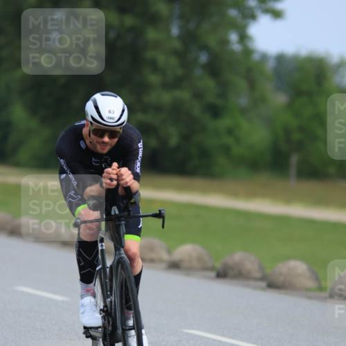 15.06.2025 - 27. Vierlanden-Triathlon H.Heesch http://msf.ph/oto/7979995 15.06.2025 10:37:25 Radfahren 63 meine-sportfotos.de