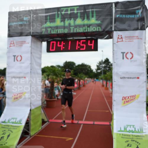 15.06.2025 - 7 Türme Triathlon Michael Strokosch http://msf.ph/oto/7980150 15.06.2025 14:11:53 Ziel 389, 443, 732 meine-sportfotos.de