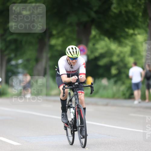 15.06.2025 - 7 Türme Triathlon Yannick Fuchs http://msf.ph/oto/7980160 15.06.2025 11:20:35 Radfahren 320 meine-sportfotos.de