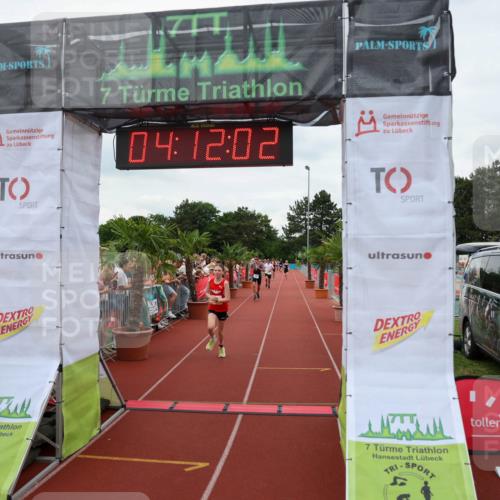 15.06.2025 - 7 Türme Triathlon Michael Strokosch http://msf.ph/oto/7980237 15.06.2025 14:12:01 Ziel 389, 537, 610, 1056 meine-sportfotos.de