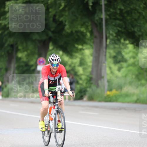 15.06.2025 - 7 Türme Triathlon Yannick Fuchs http://msf.ph/oto/7980241 15.06.2025 11:20:39 Radfahren 320 meine-sportfotos.de