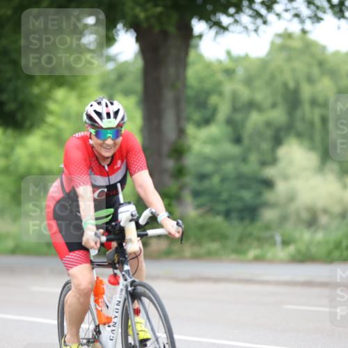 15.06.2025 - 7 Türme Triathlon Yannick Fuchs http://msf.ph/oto/7980259 15.06.2025 11:20:40 Radfahren  meine-sportfotos.de