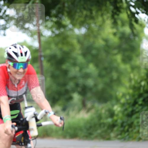 15.06.2025 - 7 Türme Triathlon Yannick Fuchs http://msf.ph/oto/7980268 15.06.2025 11:20:40 Radfahren  meine-sportfotos.de