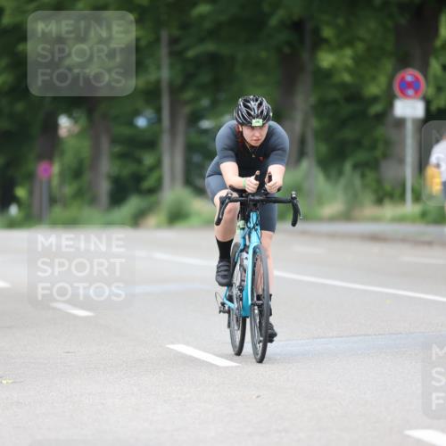 15.06.2025 - 7 Türme Triathlon Yannick Fuchs http://msf.ph/oto/7980283 15.06.2025 11:20:42 Radfahren  meine-sportfotos.de