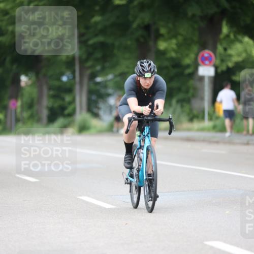 15.06.2025 - 7 Türme Triathlon Yannick Fuchs http://msf.ph/oto/7980289 15.06.2025 11:20:42 Radfahren  meine-sportfotos.de