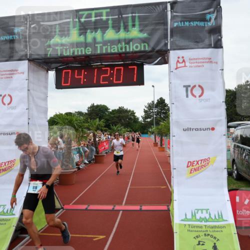 15.06.2025 - 7 Türme Triathlon Michael Strokosch http://msf.ph/oto/7980304 15.06.2025 14:12:07 Ziel 537, 610, 1047, 1056 meine-sportfotos.de