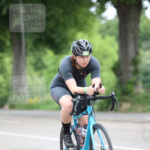 15.06.2025 - 7 Türme Triathlon Yannick Fuchs http://msf.ph/oto/7980321 15.06.2025 11:20:43 Radfahren  meine-sportfotos.de