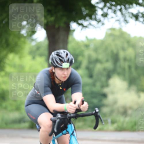 15.06.2025 - 7 Türme Triathlon Yannick Fuchs http://msf.ph/oto/7980322 15.06.2025 11:20:43 Radfahren  meine-sportfotos.de