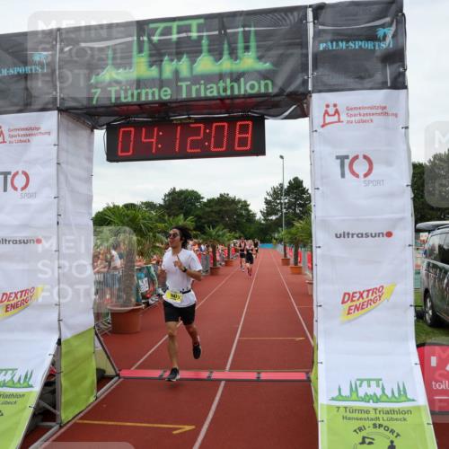 15.06.2025 - 7 Türme Triathlon Michael Strokosch http://msf.ph/oto/7980324 15.06.2025 14:12:08 Ziel 537, 610, 1001, 1047, 1056 meine-sportfotos.de