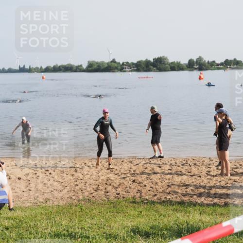 21.06.2025 - 27. Vierlanden-Triathlon MichiJ http://msf.ph/oto/7980383 15.06.2026 09:01:52 Schwimmen 196, 206, 214, 242 meine-sportfotos.de