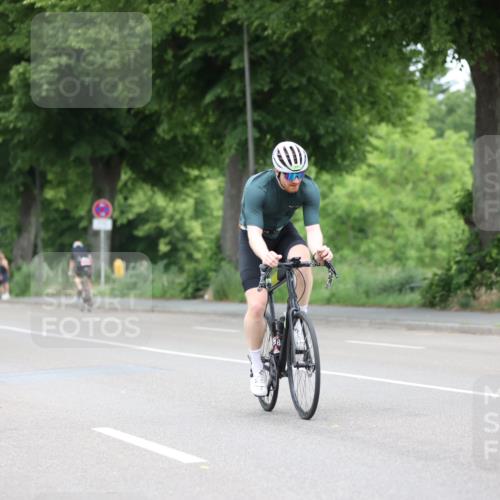 15.06.2025 - 7 Türme Triathlon Yannick Fuchs http://msf.ph/oto/7980394 15.06.2025 11:21:55 Radfahren  meine-sportfotos.de