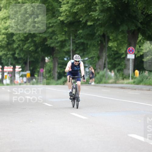 15.06.2025 - 7 Türme Triathlon Yannick Fuchs http://msf.ph/oto/7980478 15.06.2025 11:21:59 Radfahren  meine-sportfotos.de