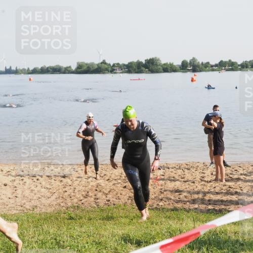 21.06.2025 - 27. Vierlanden-Triathlon MichiJ http://msf.ph/oto/7980573 15.06.2026 09:01:56 Schwimmen 196, 206, 214 meine-sportfotos.de