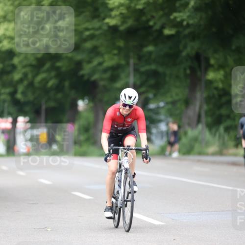 15.06.2025 - 7 Türme Triathlon Yannick Fuchs http://msf.ph/oto/7980617 15.06.2025 11:22:34 Radfahren 205, 243 meine-sportfotos.de