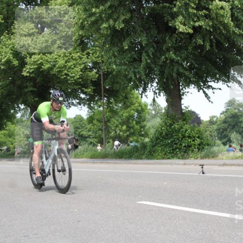 15.06.2025 - 7 Türme Triathlon Yannick Fuchs http://msf.ph/oto/7980653 15.06.2025 13:26:18 Radfahren  meine-sportfotos.de