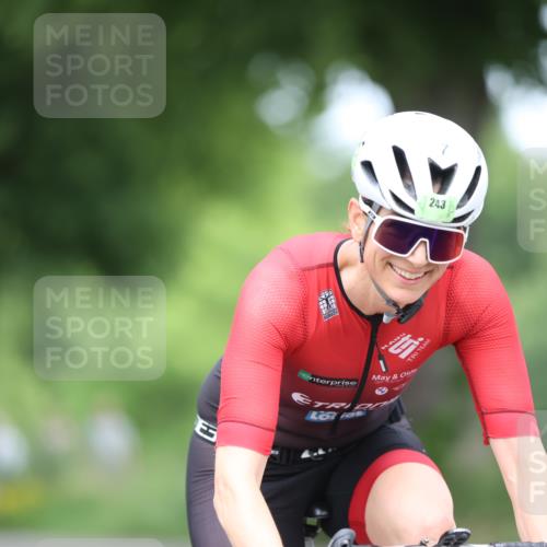 15.06.2025 - 7 Türme Triathlon Yannick Fuchs http://msf.ph/oto/7980684 15.06.2025 11:22:36 Radfahren 205, 243 meine-sportfotos.de