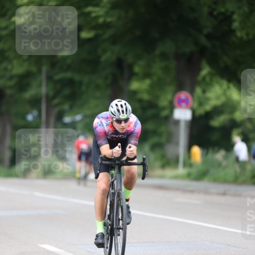 15.06.2025 - 7 Türme Triathlon Yannick Fuchs http://msf.ph/oto/7980728 15.06.2025 11:22:45 Radfahren  meine-sportfotos.de