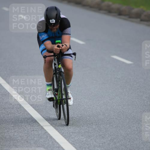 15.06.2025 - 27. Vierlanden-Triathlon H.Heesch http://msf.ph/oto/7980796 15.06.2025 10:41:44 Radfahren 22, 34, 45, 93, 121, 134, 172, 205 meine-sportfotos.de