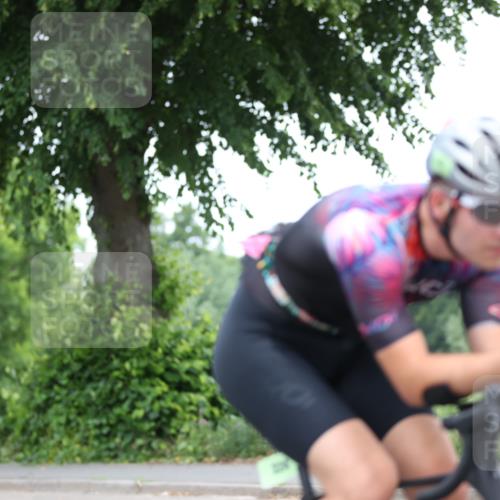 15.06.2025 - 7 Türme Triathlon Yannick Fuchs http://msf.ph/oto/7980817 15.06.2025 11:22:47 Radfahren  meine-sportfotos.de