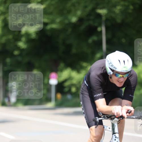 15.06.2025 - 7 Türme Triathlon Yannick Fuchs http://msf.ph/oto/7980852 15.06.2025 12:48:55 Radfahren 256, 445, 446, 633 meine-sportfotos.de