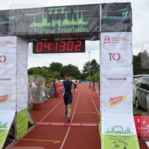 15.06.2025 - 7 Türme Triathlon Michael Strokosch http://msf.ph/oto/7980885 15.06.2025 14:13:01 Ziel 412, 628, 892 meine-sportfotos.de