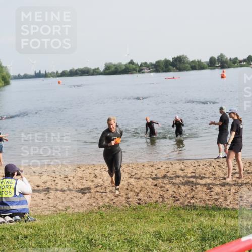 21.06.2025 - 27. Vierlanden-Triathlon MichiJ http://msf.ph/oto/7980887 15.06.2026 09:02:35 Schwimmen 200, 223, 246 meine-sportfotos.de