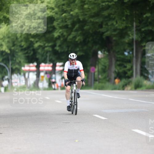 15.06.2025 - 7 Türme Triathlon Yannick Fuchs http://msf.ph/oto/7980901 15.06.2025 11:23:49 Radfahren  meine-sportfotos.de