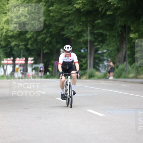 15.06.2025 - 7 Türme Triathlon Yannick Fuchs http://msf.ph/oto/7980930 15.06.2025 11:23:49 Radfahren  meine-sportfotos.de