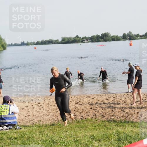 21.06.2025 - 27. Vierlanden-Triathlon MichiJ http://msf.ph/oto/7980966 15.06.2026 09:02:37 Schwimmen 200, 210, 223, 246 meine-sportfotos.de