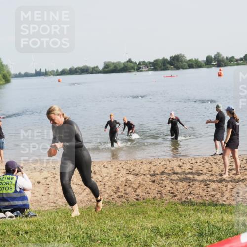 21.06.2025 - 27. Vierlanden-Triathlon MichiJ http://msf.ph/oto/7980982 15.06.2026 09:02:37 Schwimmen 200, 210, 223, 246 meine-sportfotos.de