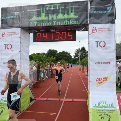 15.06.2025 - 7 Türme Triathlon Michael Strokosch http://msf.ph/oto/7980996 15.06.2025 14:13:04 Ziel 412, 628, 892 meine-sportfotos.de