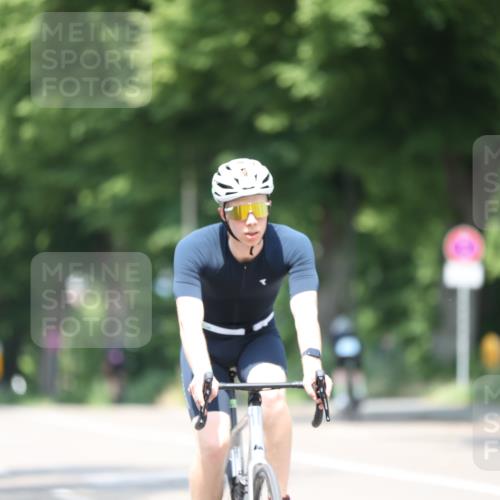 15.06.2025 - 7 Türme Triathlon Yannick Fuchs http://msf.ph/oto/7981081 15.06.2025 12:49:23 Radfahren 247, 397, 411, 448, 656 meine-sportfotos.de