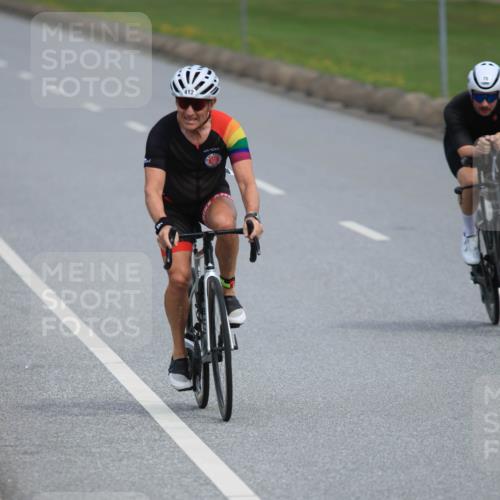 15.06.2025 - 27. Vierlanden-Triathlon H.Heesch http://msf.ph/oto/7981090 15.06.2025 10:45:53 Radfahren 78, 412 meine-sportfotos.de