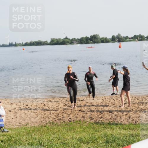 21.06.2025 - 27. Vierlanden-Triathlon MichiJ http://msf.ph/oto/7981134 15.06.2026 09:02:41 Schwimmen 200, 210, 223, 246 meine-sportfotos.de