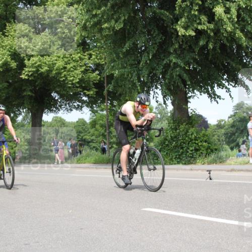 15.06.2025 - 7 Türme Triathlon Yannick Fuchs http://msf.ph/oto/7981136 15.06.2025 13:28:01 Radfahren  meine-sportfotos.de