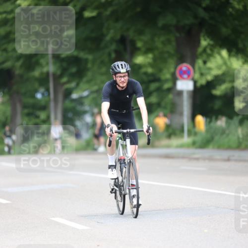 15.06.2025 - 7 Türme Triathlon Yannick Fuchs http://msf.ph/oto/7981144 15.06.2025 11:24:32 Radfahren 258 meine-sportfotos.de