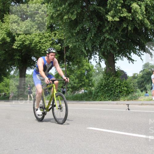 15.06.2025 - 7 Türme Triathlon Yannick Fuchs http://msf.ph/oto/7981149 15.06.2025 13:28:02 Radfahren  meine-sportfotos.de
