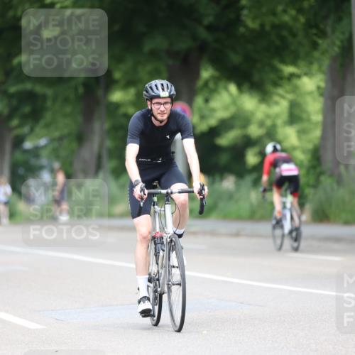 15.06.2025 - 7 Türme Triathlon Yannick Fuchs http://msf.ph/oto/7981152 15.06.2025 11:24:32 Radfahren 258 meine-sportfotos.de