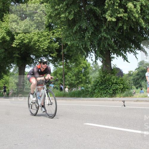 15.06.2025 - 7 Türme Triathlon Yannick Fuchs http://msf.ph/oto/7981155 15.06.2025 13:28:04 Radfahren  meine-sportfotos.de
